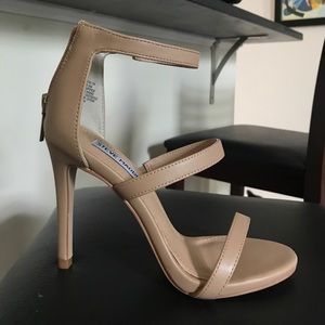 Steve Madden Feel Ya Sandal