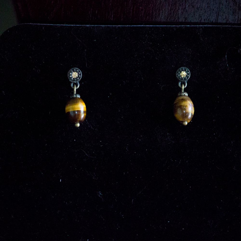 Small Hazel/Brown Beaded Earrings