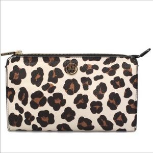 NWOT Tory Burch Robinson Crossbody