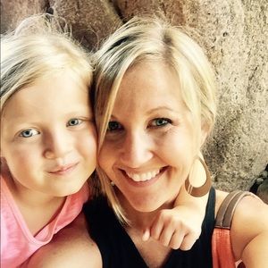 Meet your Posher, Melissa