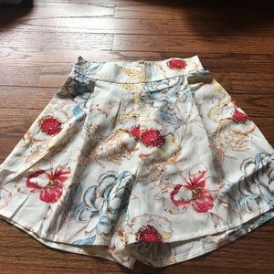 Floral high waisted shorts