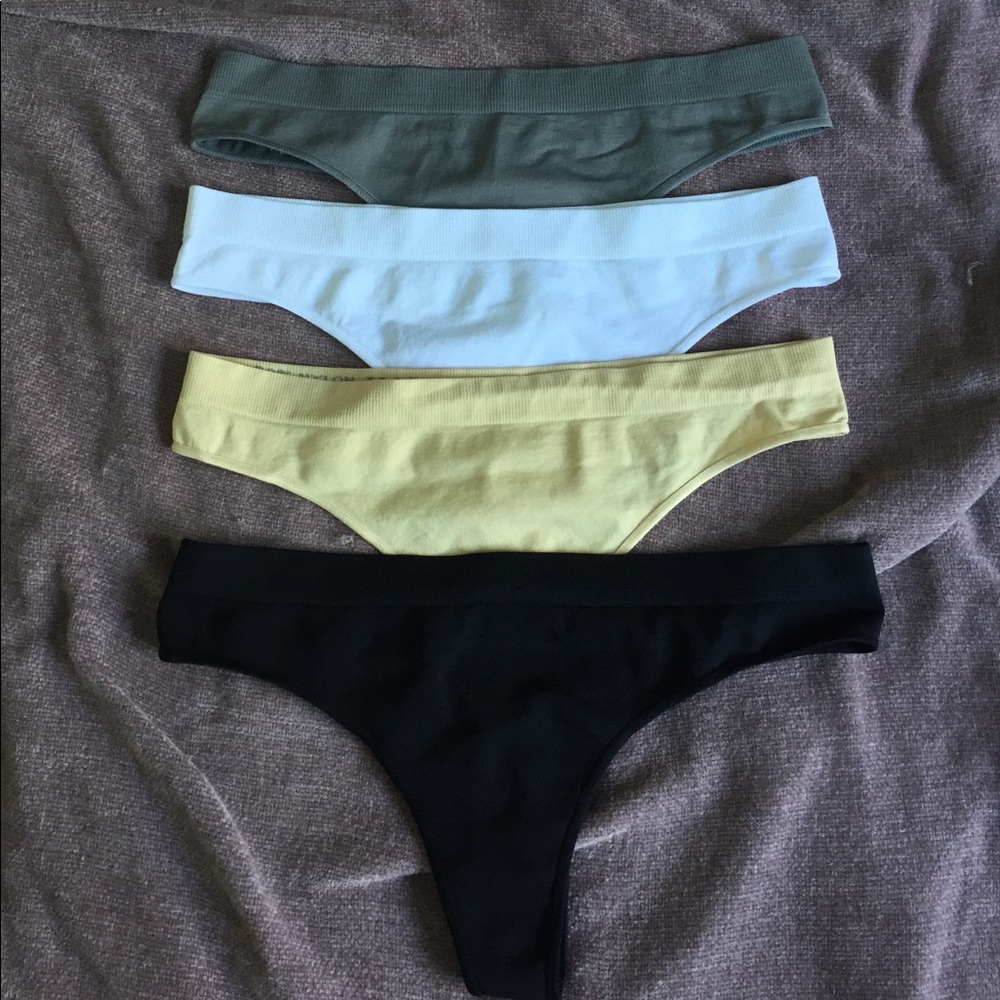 Spandex/nylon thongs