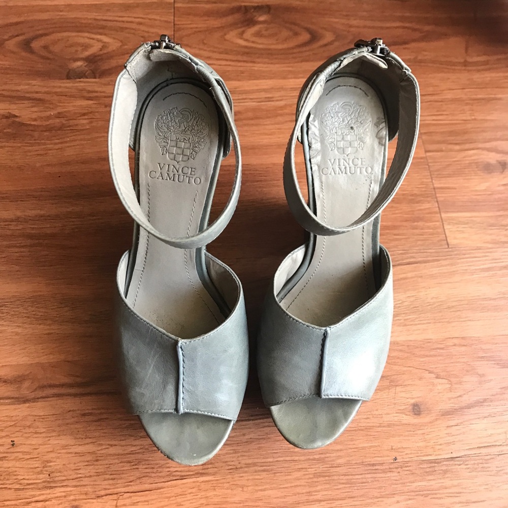Vince Camuto platform heels