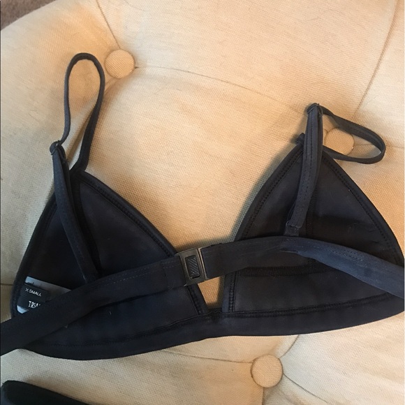 Triangl two piece authentic bikini - Picture 3 of 8