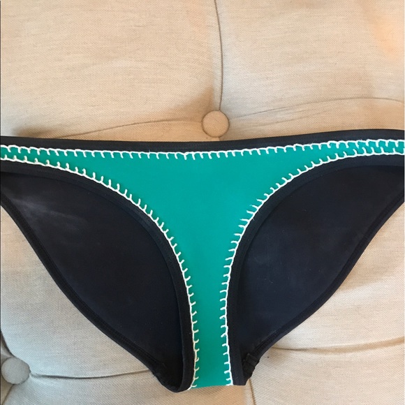 Triangl two piece authentic bikini - Picture 4 of 8