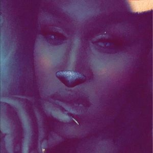 Meet your Posher, Paris