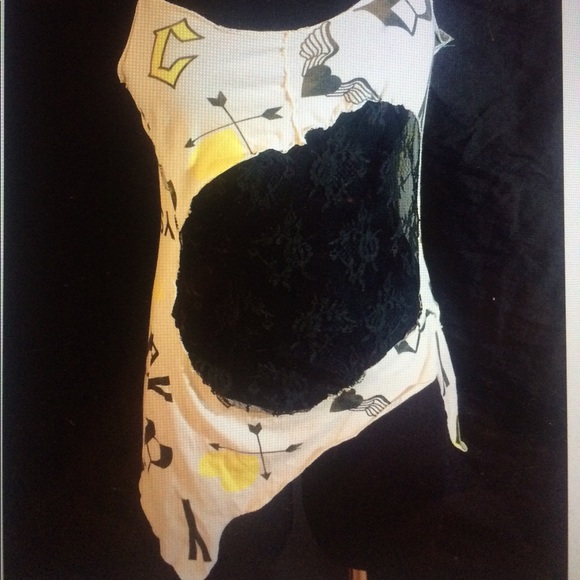 Lexa Vonn Asymmetrical lace panel print tank top - Picture 6 of 8