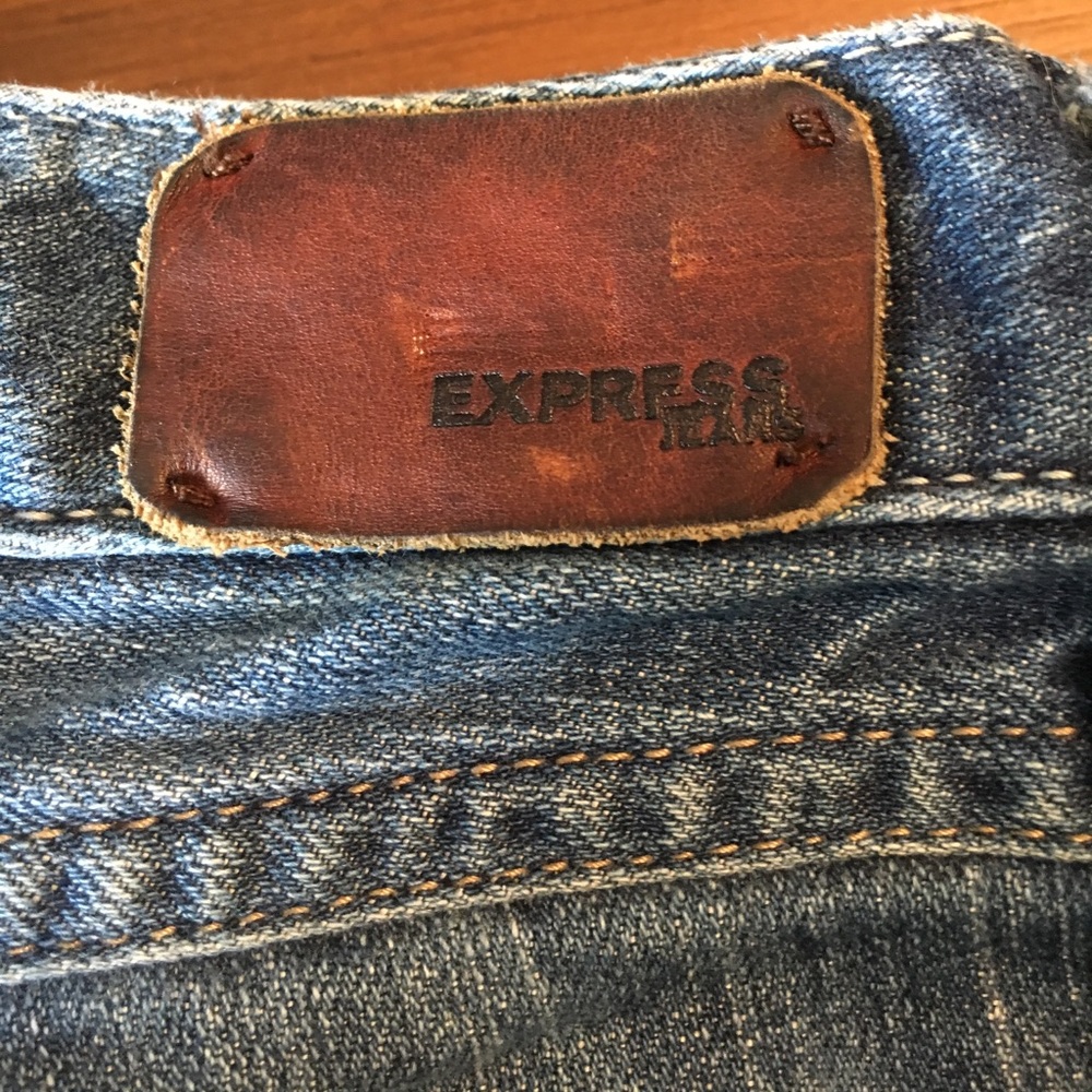 Express Jeans - Picture 2 of 5
