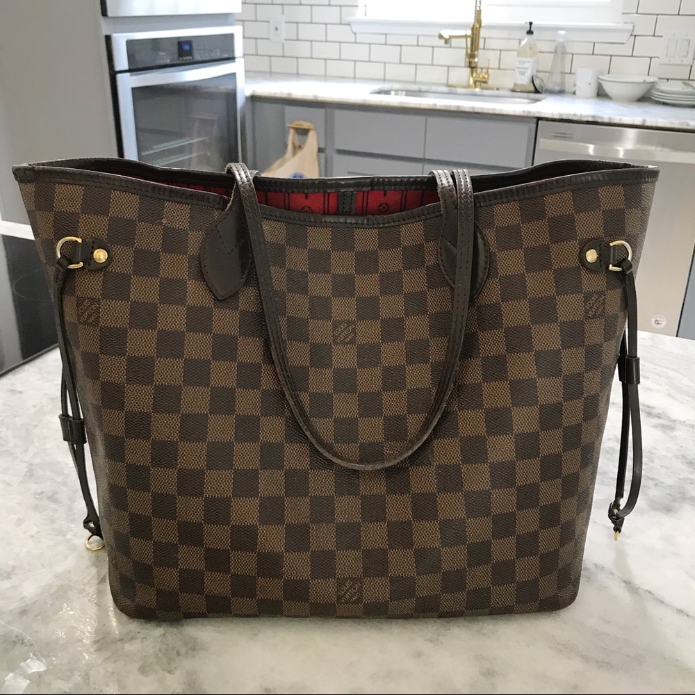 SOLD! LV Neverfull MM