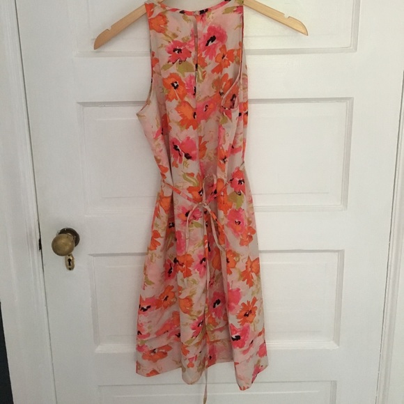 Floral print shift dress - Picture 2 of 4