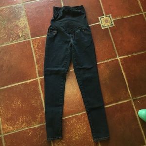 Maternity skinny jeans