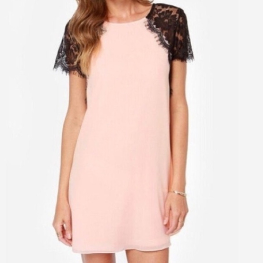 3/$20 Pink Shift Dress Black Lace Sleeves Lined Small