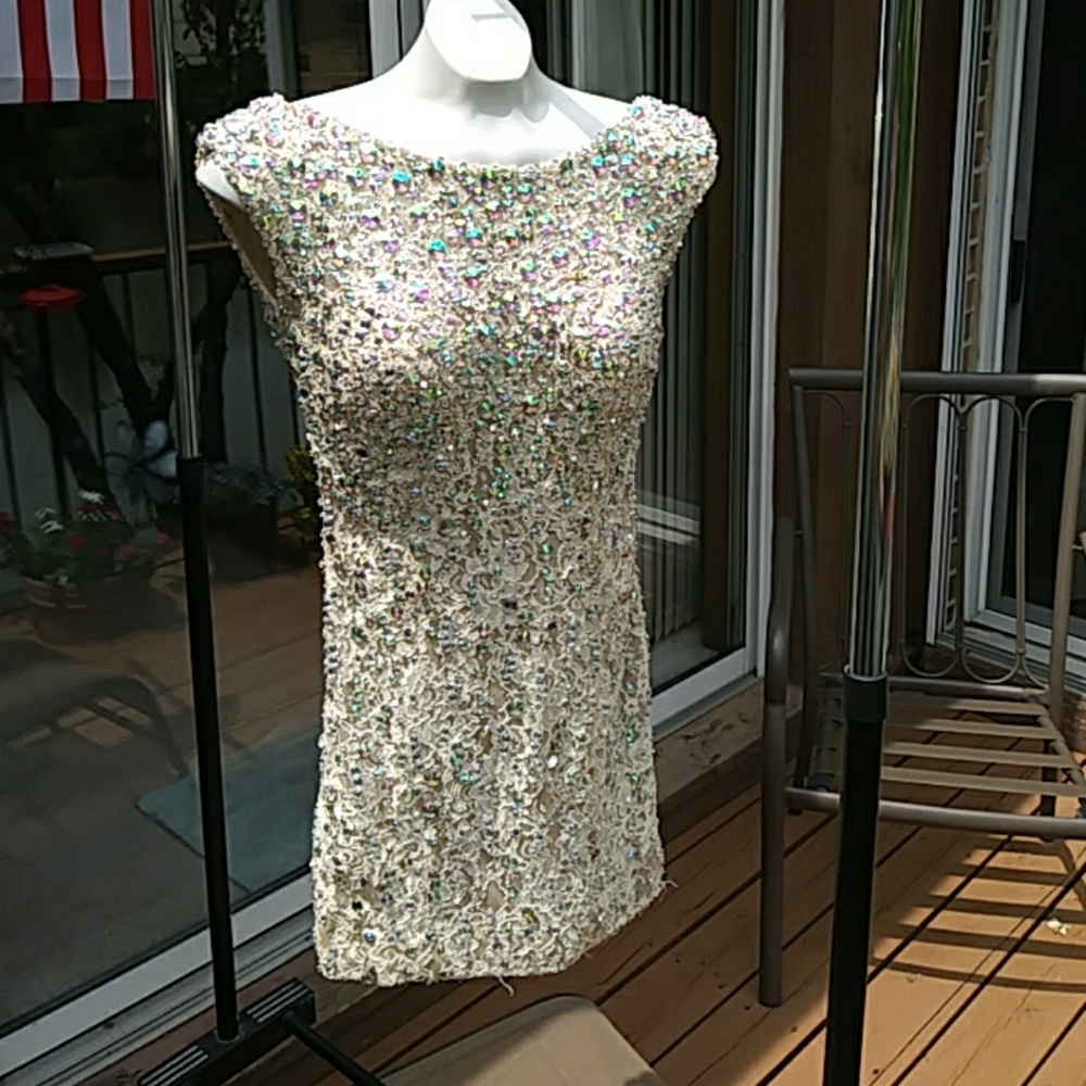 MARI LEE Daring Sexy Lace & Sparkle Gem of a Dress - Picture 5 of 8
