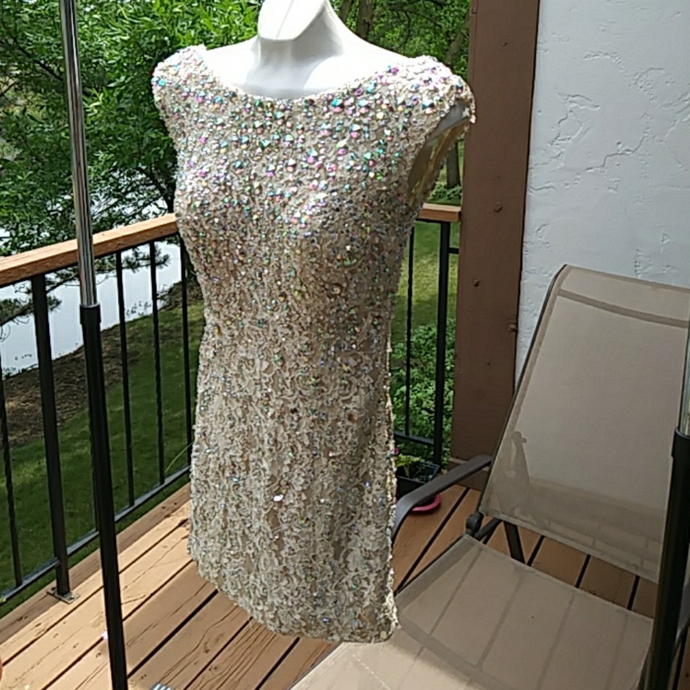 MARI LEE Daring Sexy Lace & Sparkle Gem of a Dress - Picture 8 of 8