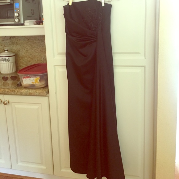 Black formal Dress - Size 8 - Picture 1 of 4