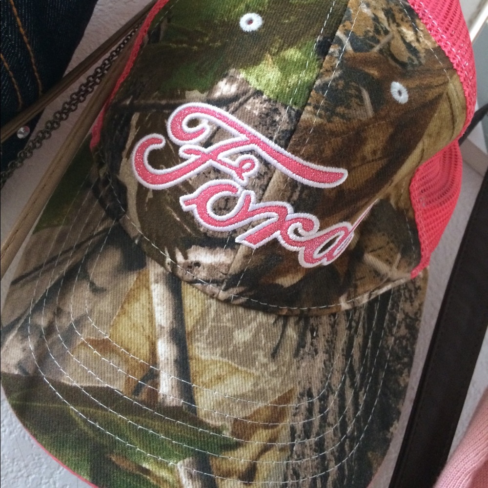 SALE!!! Cute ford hat!