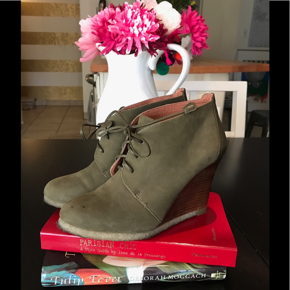 Louie et Cie Wedge Booties
