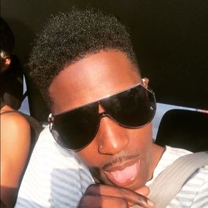 Meet your Posher, Parker