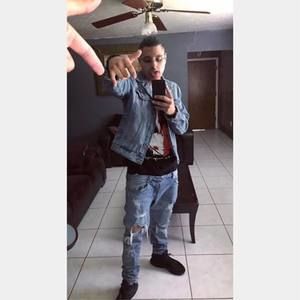 Meet your Posher, Jonathan