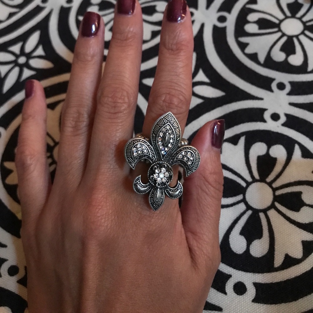 Fleur de Lis Ring