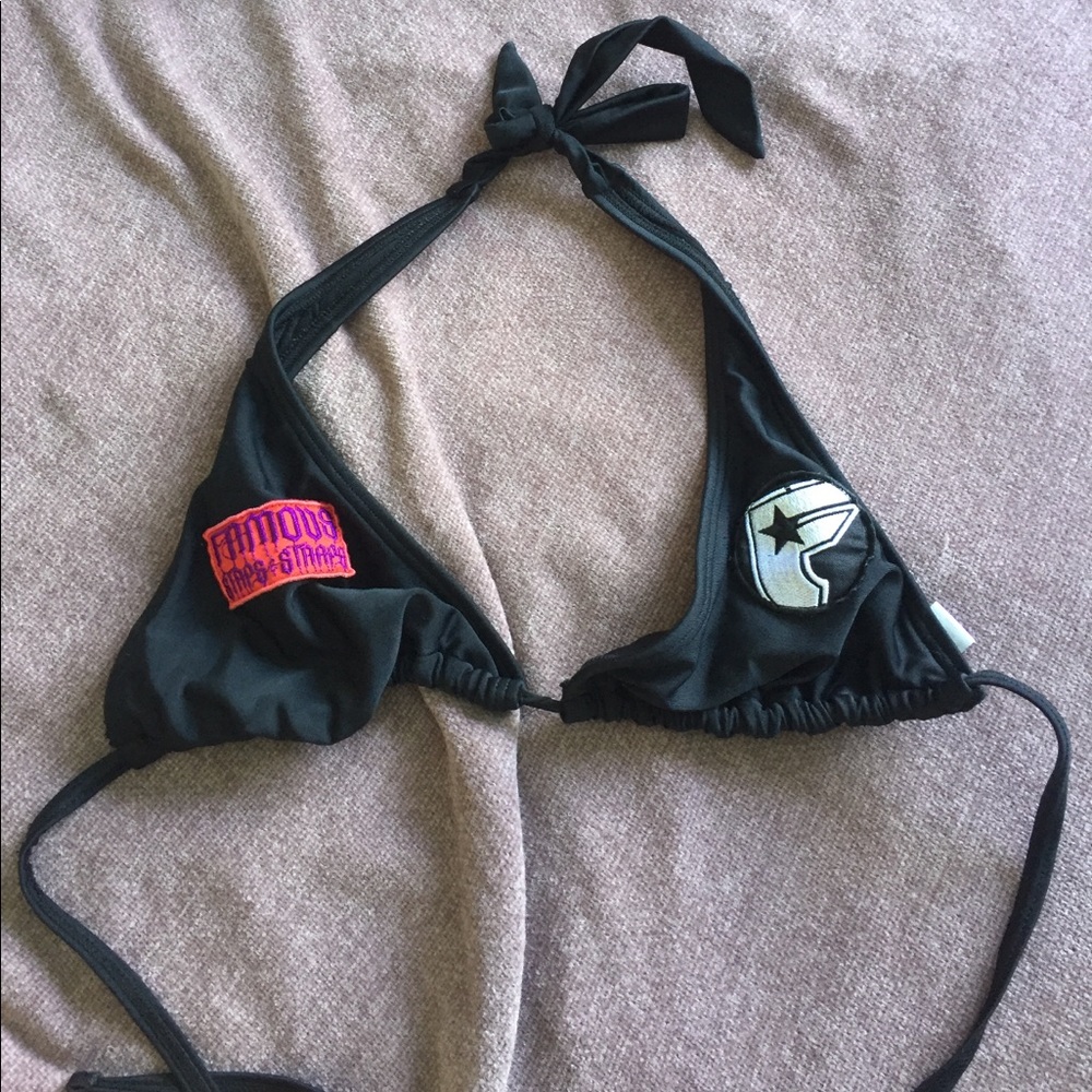 Famous stars & straps bikini top