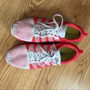 Men's Nike running shoe size 11.5