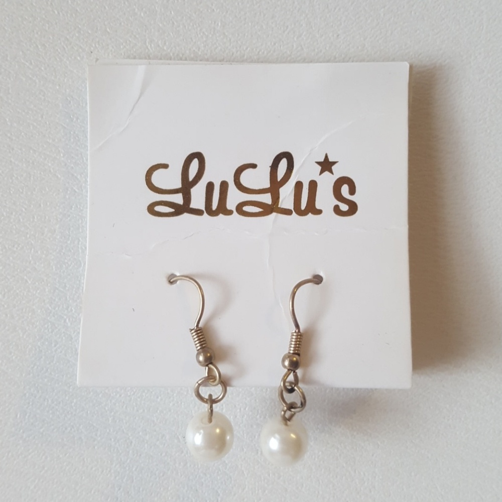 pearl drop earrings