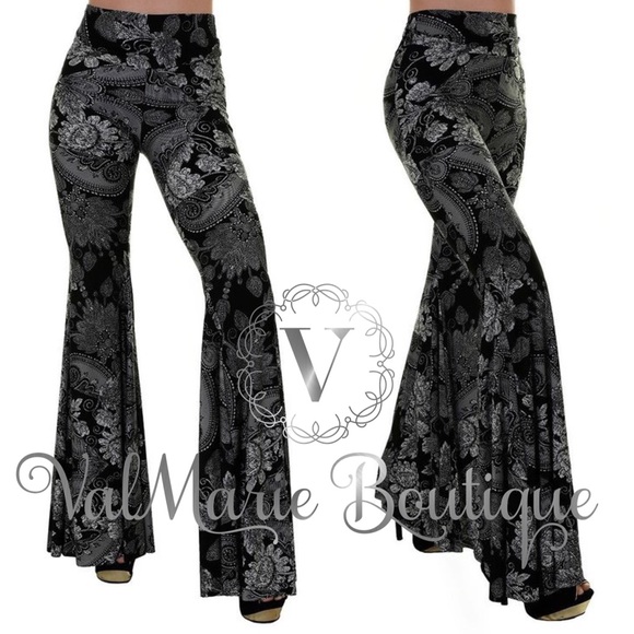 Gorgeous Paisley Print Bell Bottom Flares - Picture 2 of 7