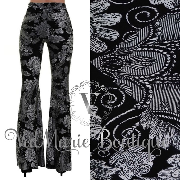 Gorgeous Paisley Print Bell Bottom Flares - Picture 4 of 7