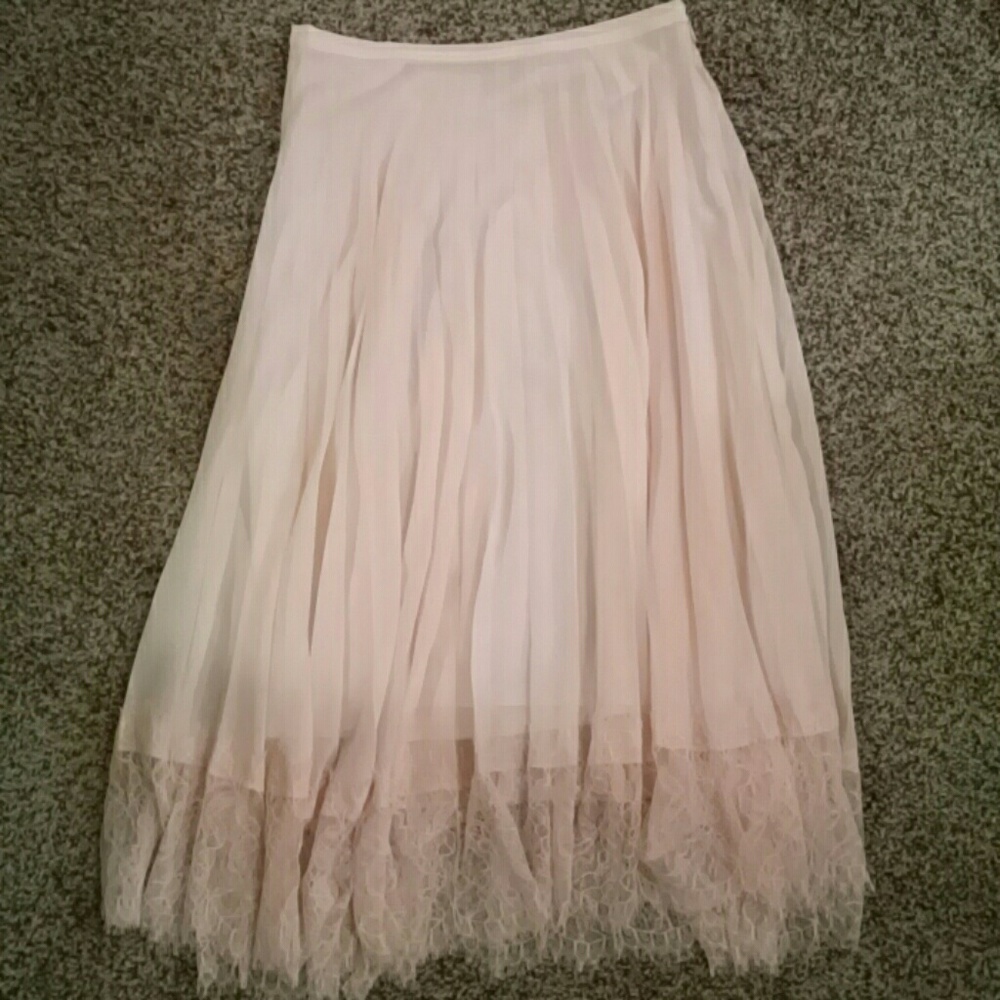 Beautiful Skirt With Lace