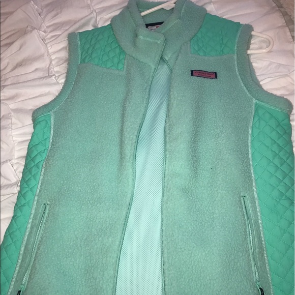 Vineyard Vines Vest - Picture 2 of 4