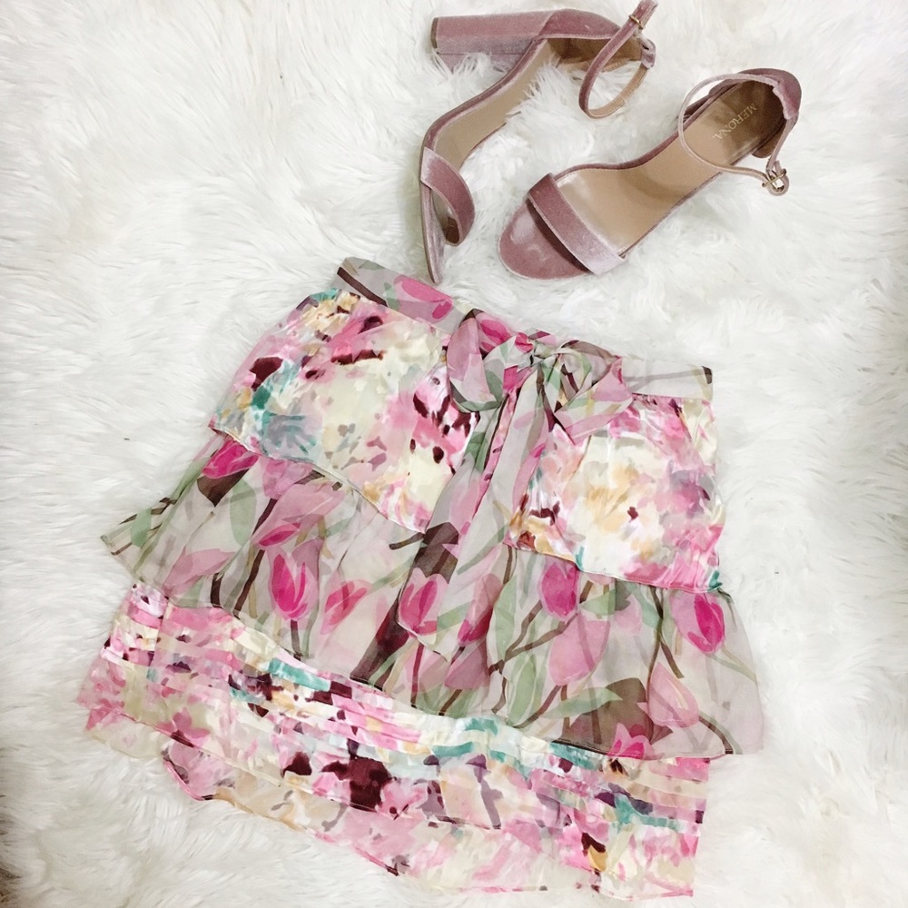 Walter Baker 100% Silk Watercolor Skirt NWT - 6