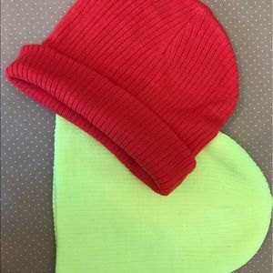 Pack of two beanies