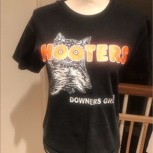 Hooters T-shirt size L kids