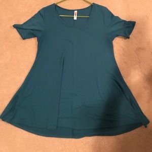 LuLaRoe shirt
