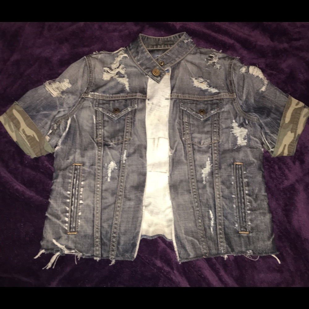 Customized denim jacket - Picture 2 of 2