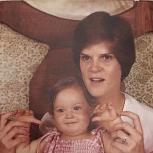 Meet your Posher, Connie