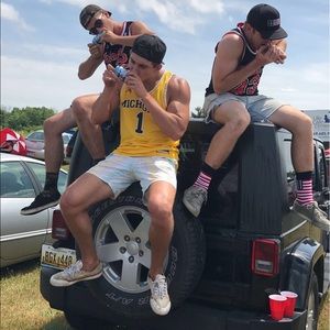 Meet your Posher, Cash