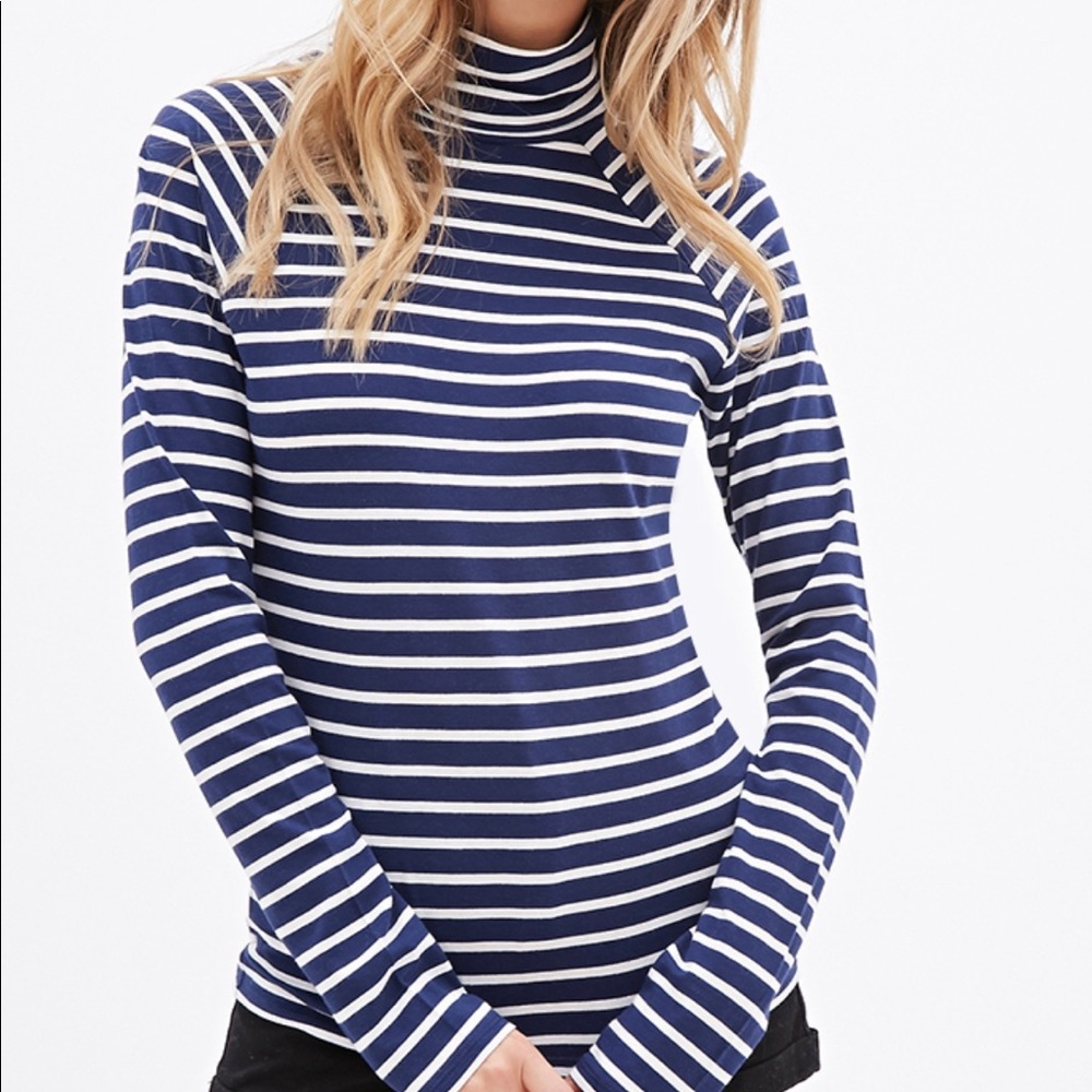 Long sleeve turtle neck