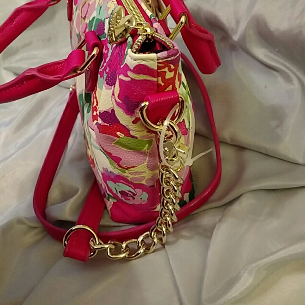 Betsey johnson xbody pinch satchel floral NWT - Picture 3 of 8