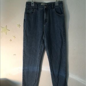 PacSun, Mom Jeans