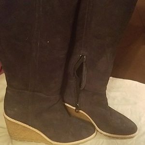 Wedge coach boots