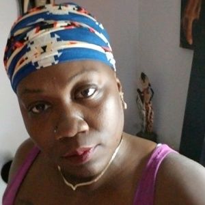 Meet your Posher, Annazette