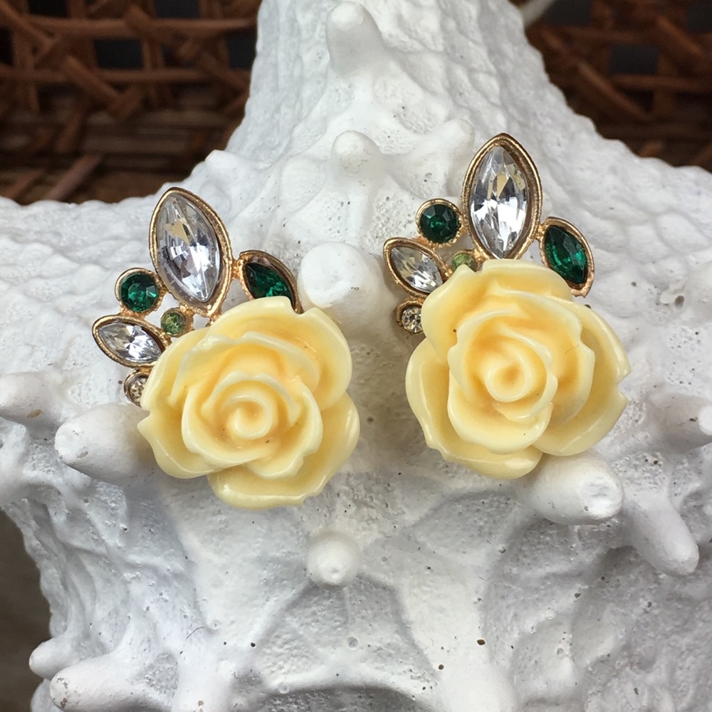Yellow Rose Earrings HP 7/15 - Picture 3 of 7