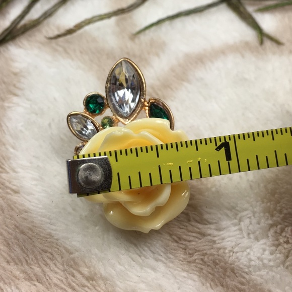 Yellow Rose Earrings HP 7/15 - Picture 7 of 7