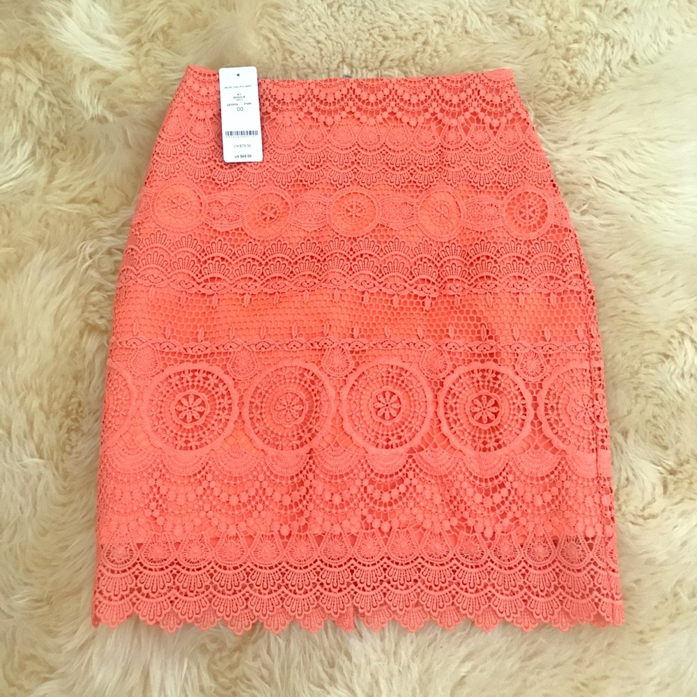 Bebe Skirt