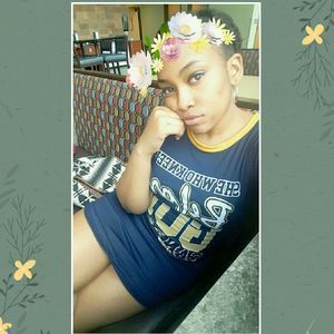 Meet your Posher, Alexus