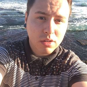 Meet your Posher, Adam