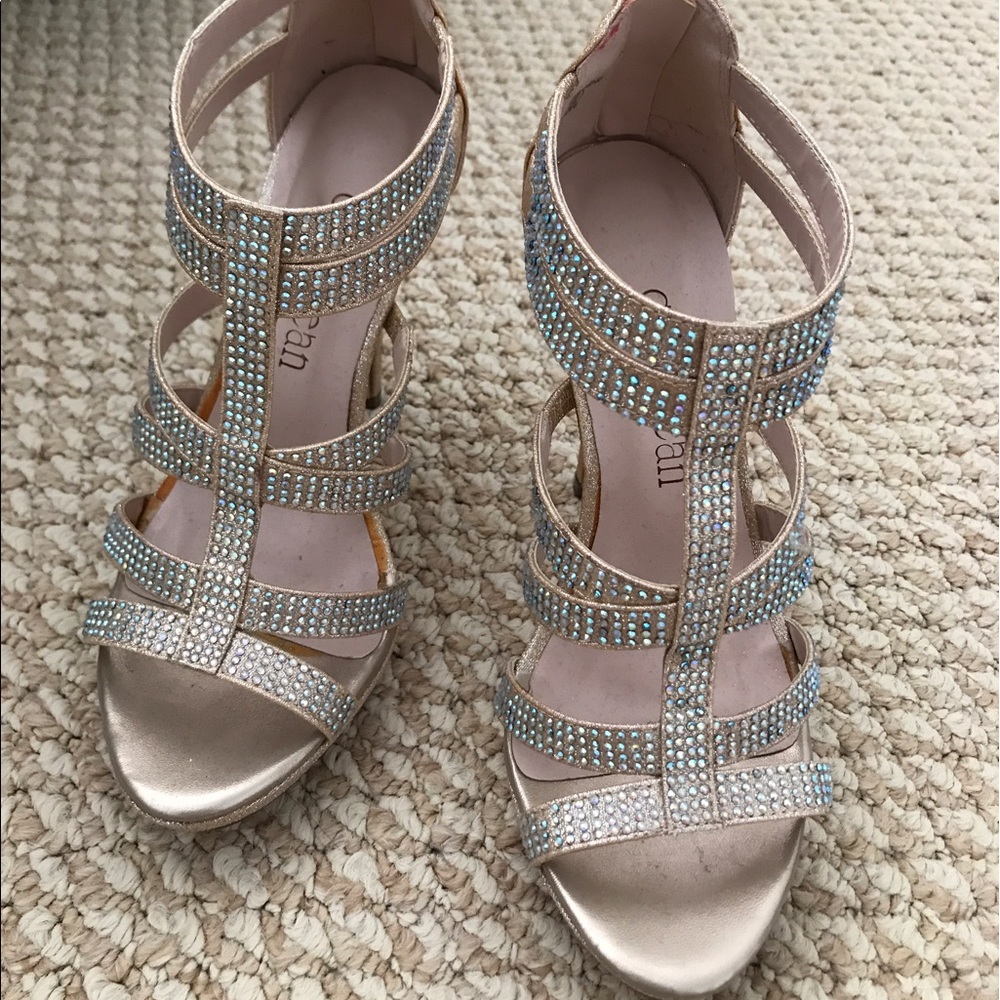 Cathy Jeans sparkly heels!