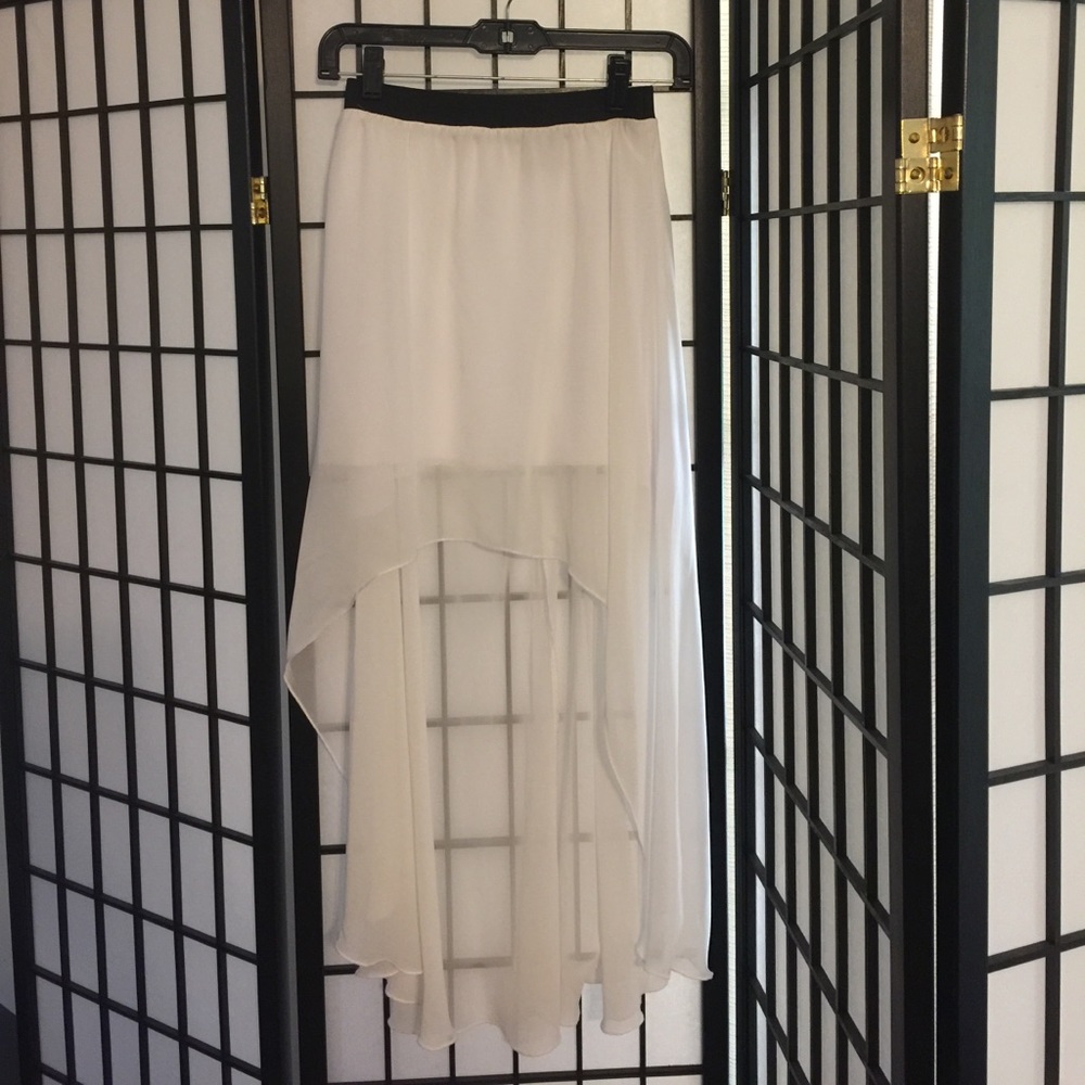 High Low white skirt